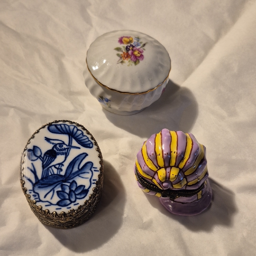Floral and Shell Design Decorative Boxes Set